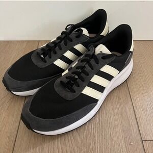 Adidas Run NWOT 70's Sneakers Black Grey White Womens Size 7.5